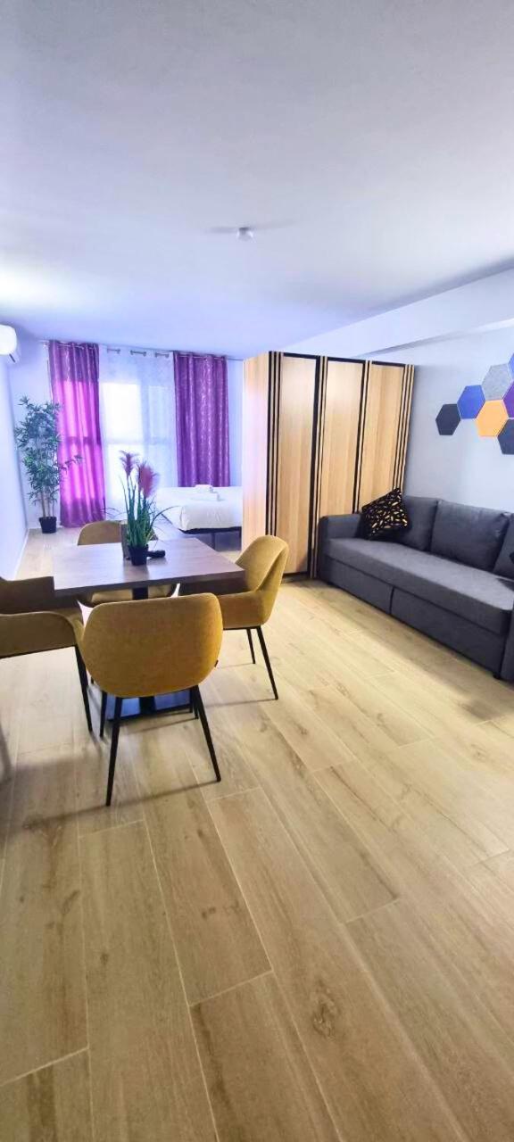 Ynfinity Apart otel Valensiya Dış mekan fotoğraf